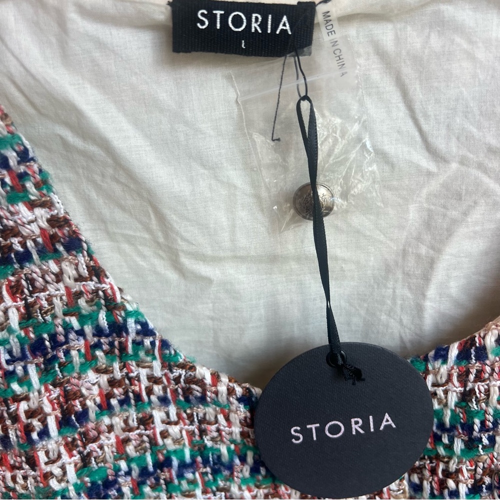 Storia Preppy Crop Tweed Button Up Vest Size: Large - Picture 5 of 5
